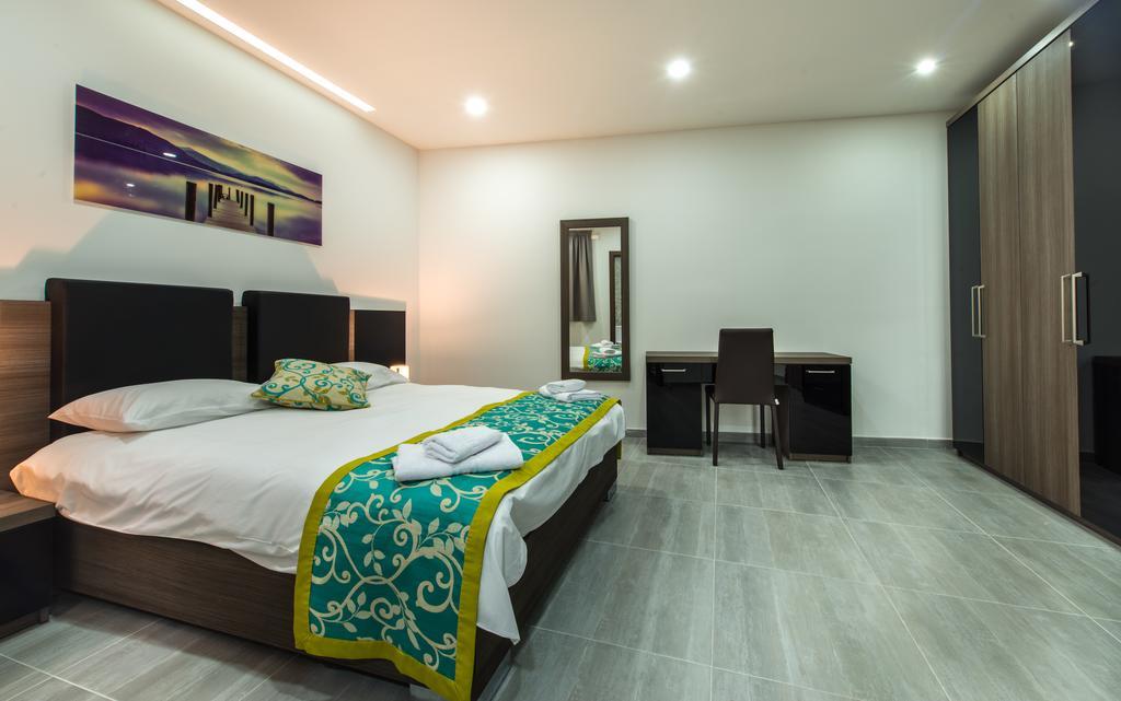Hacienda Apartments Sliema Exteriör bild