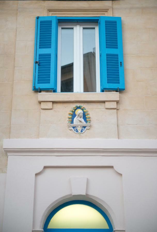 Hacienda Apartments Sliema Exteriör bild