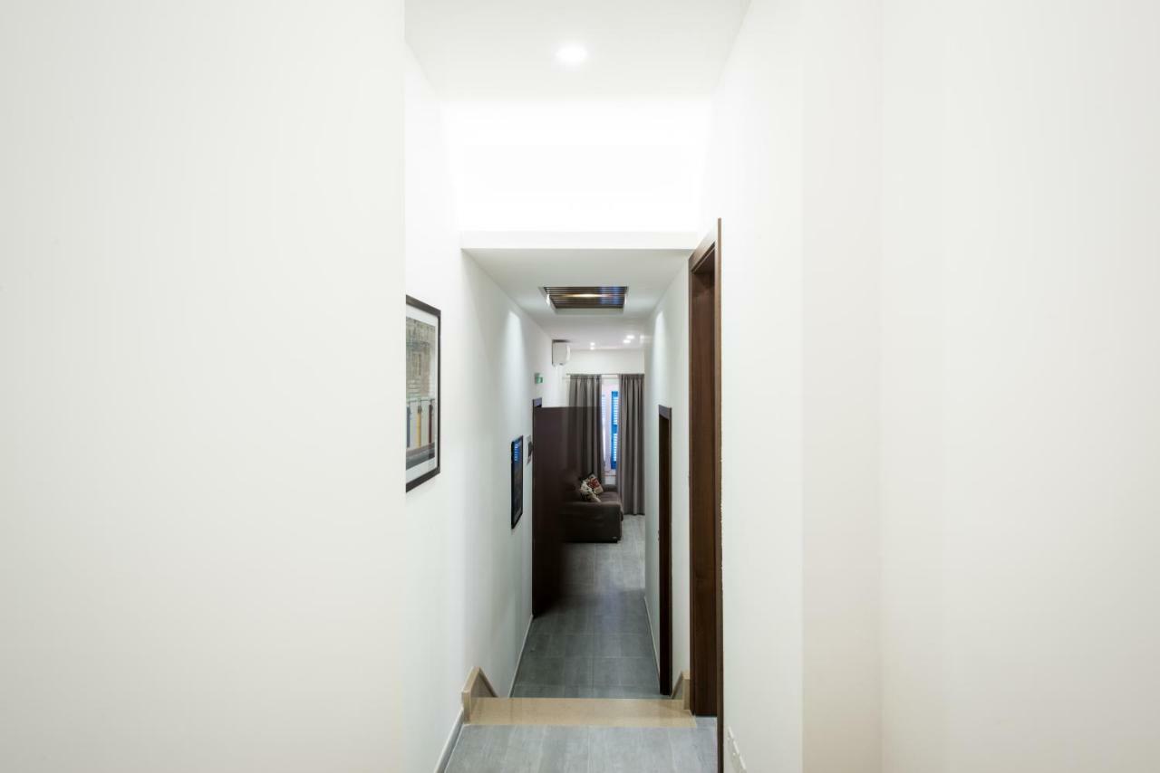 Hacienda Apartments Sliema Exteriör bild
